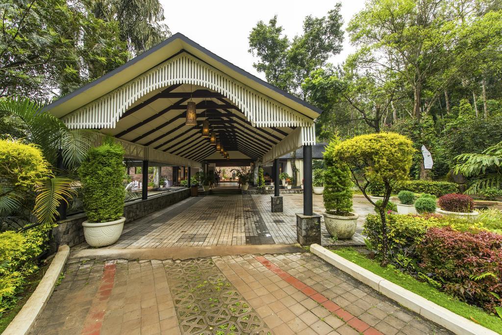 The Windflower Resort & Spa, Coorg Suntikoppa Exterior foto