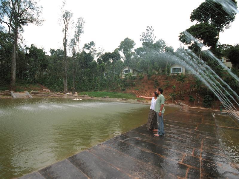 The Windflower Resort & Spa, Coorg Suntikoppa Exterior foto